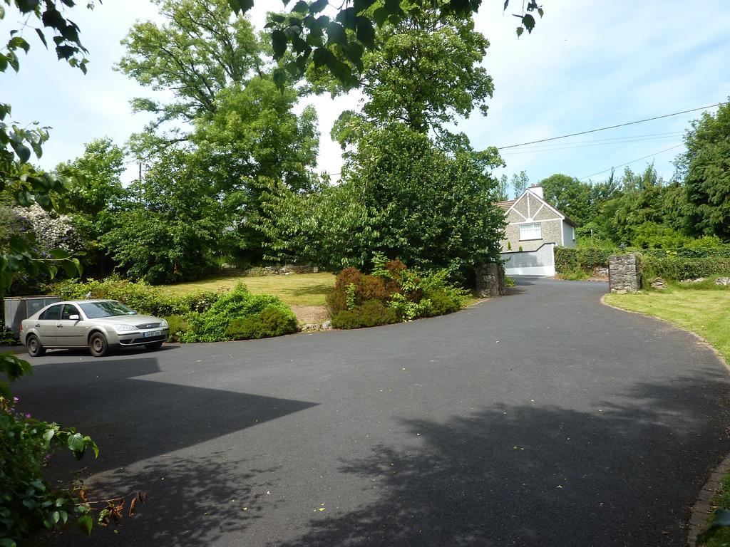 Knocklyon House Bed and Breakfast Ennis Esterno foto